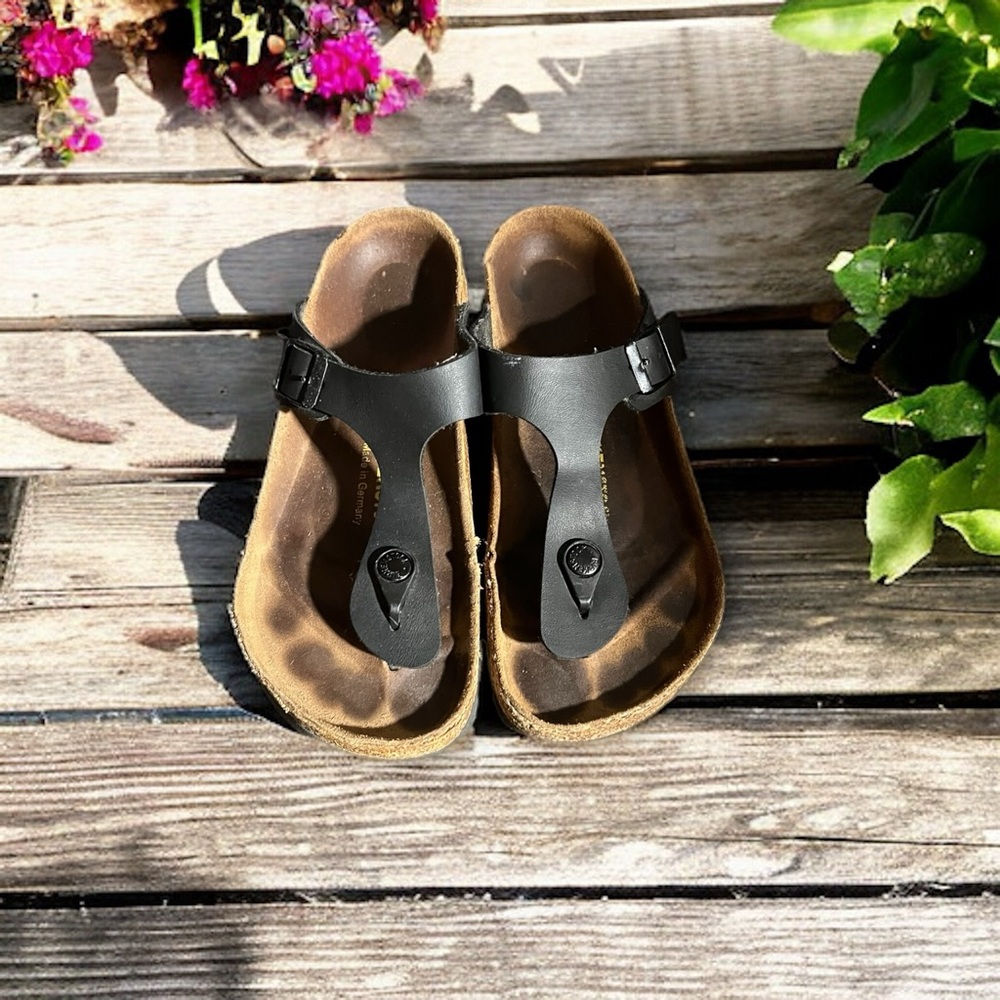 Birkenstock Black and Brown T-strap Sandals
